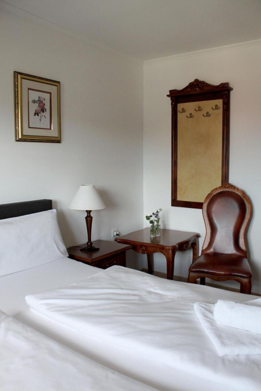 מיירסבורג Hotel Viktoria מראה חיצוני תמונה